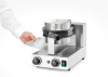 HENDI Rotacinė vaflių keptuvė Bubble Waffle, 220–240 V / 1500 W, 255×560×(H)318 mm 212196 | E-gastro