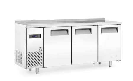 ARKTIC 3 durų aušinimo stalas su šoniniu agregatu, Kitchen Line, 291 L, 1800x600x(H)886 mm 233382 | E-gastro