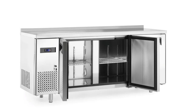 ARKTIC 3 durų aušinimo stalas su šoniniu agregatu, Kitchen Line, 291 L, 1800x600x(H)886 mm 233382 | E-gastro
