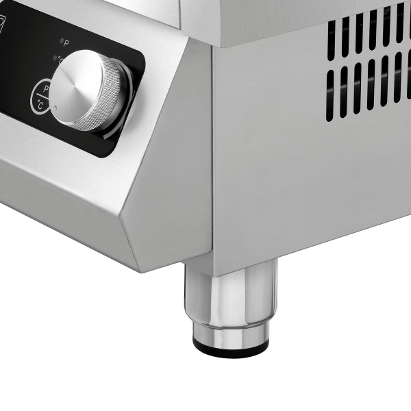 BARTSCHER Indukcinė viryklė 4P50-1TCK, keturių kaitviečių,  400V/20kW, 792x900x234 mm 105763 | E-gastro